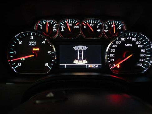 Used 2015 Chevrolet Tahoe LTZ AWD/4WD image 18