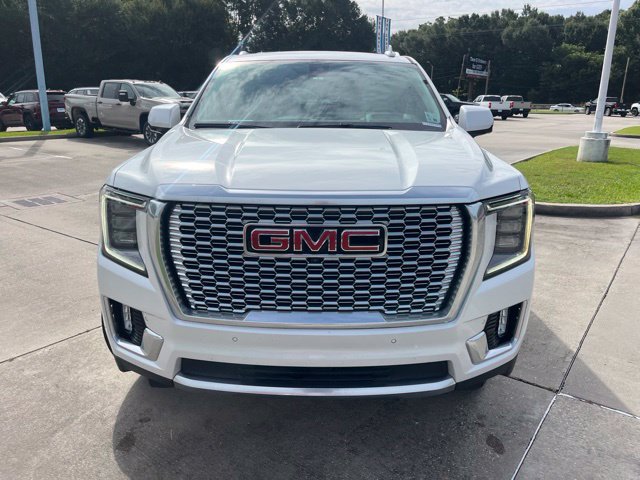 Used 2021 GMC Yukon XL Denali w/ Denali Ultimate Package AWD/4WD image 12