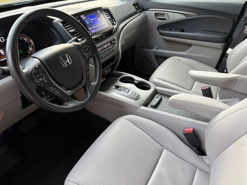 Used 2022 Honda Ridgeline RTL-E image 11