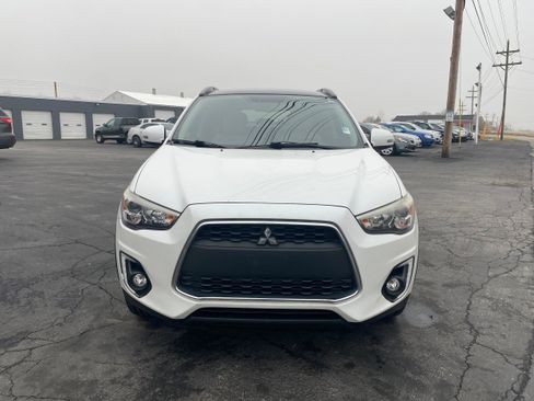Used 2015 Mitsubishi Outlander Sport GT image 2