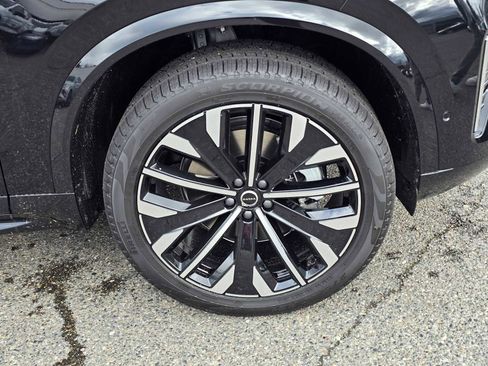 New 2026 Volvo XC90 B6 Ultra w/ Protection Package AWD/4WD image 9