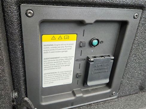 New 2025 Ford F150 Platinum w/ Equipment Group 702A High image 36