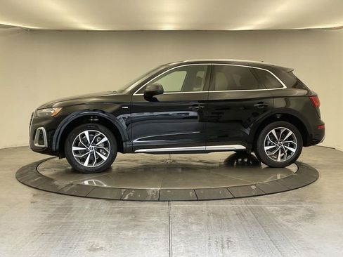 Certified 2023 Audi Q5 2.0T Premium w/ Convenience Package image 2