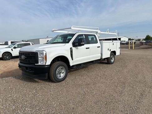 New 2026 Ford F350 XL w/ XL Chrome Package AWD/4WD image 1