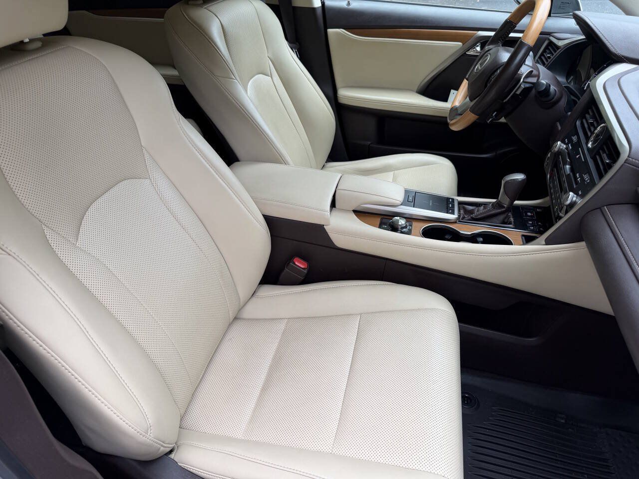 Used 2020 Lexus RX 350 FWD w/ Premium Package image 12