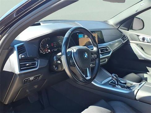 Used 2019 BMW X5 xDrive40i w/ Premium Package 2 image 4