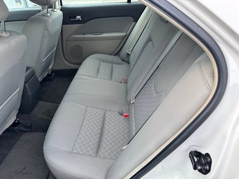 Used 2012 Ford Fusion SE FWD image 8