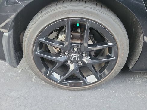 Certified 2024 Honda Civic Sport image 12