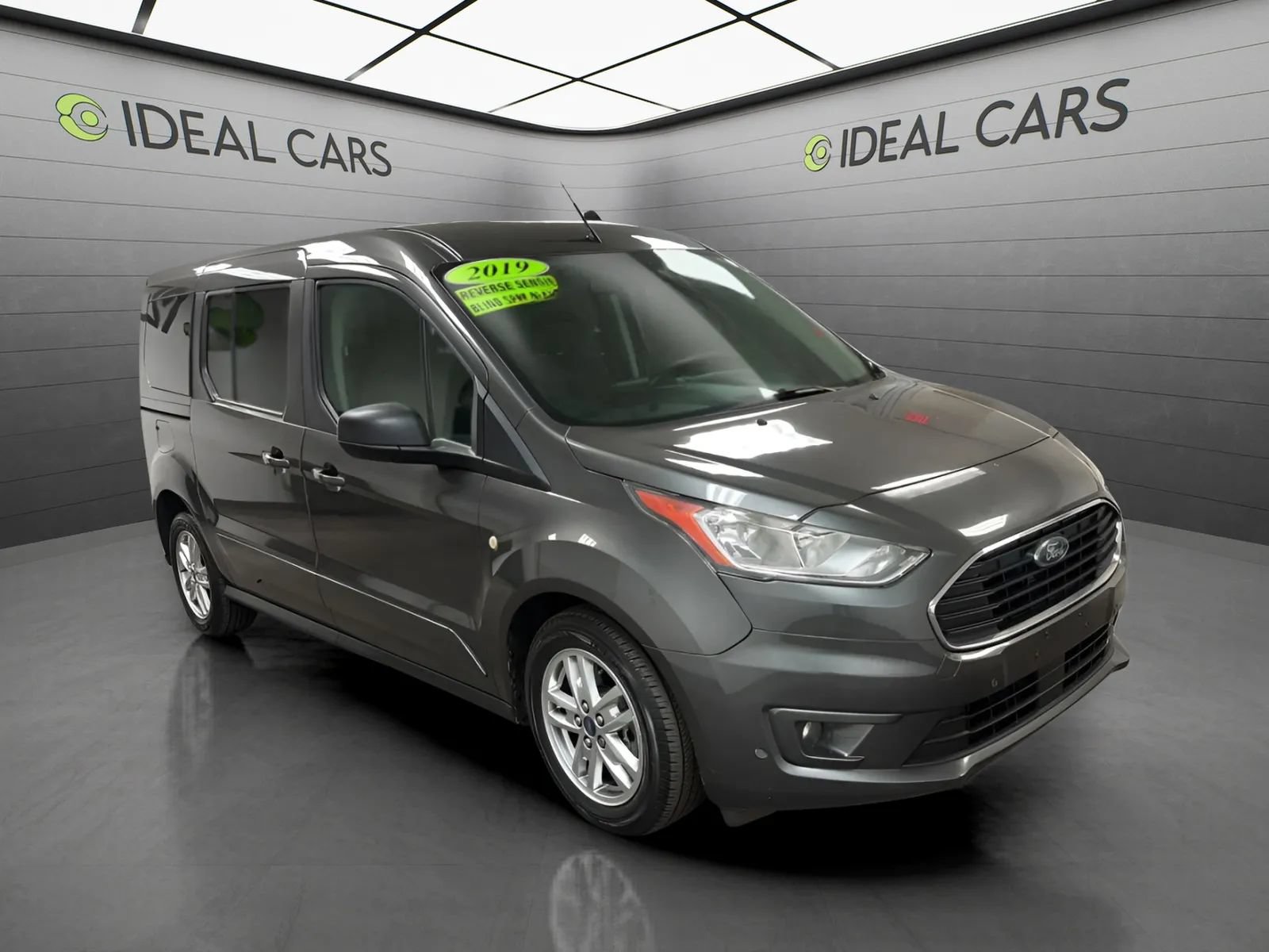 Used 2019 Ford Transit Connect XLT FWD image 3