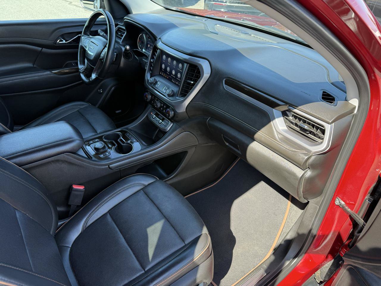 Used 2023 GMC Acadia AT4 w/ Preferred Package AWD/4WD image 23