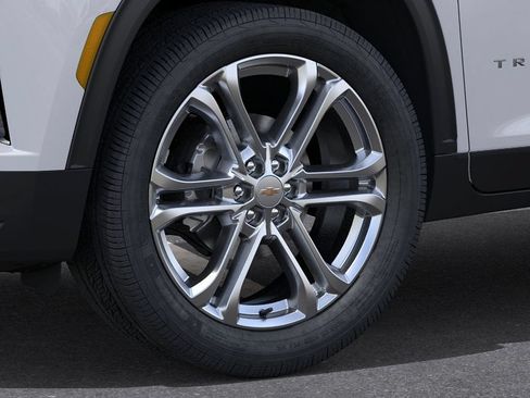 New 2027 Chevrolet Traverse LT w/ Driver Confidence Package AWD/4WD image 9