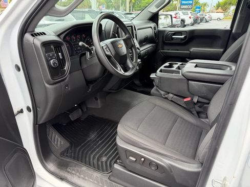 Used 2022 Chevrolet Silverado 1500 Custom RWD image 11