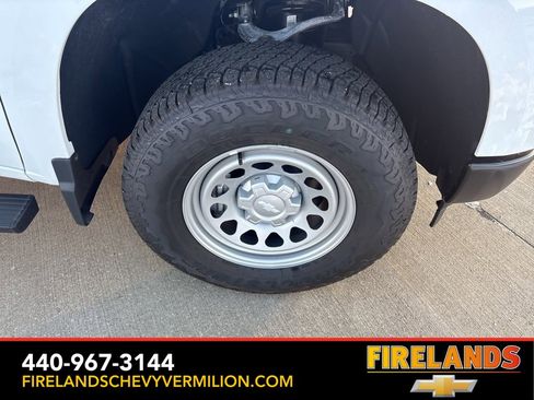 New 2025 Chevrolet Silverado 1500 W/T w/ WT Value Package image 41