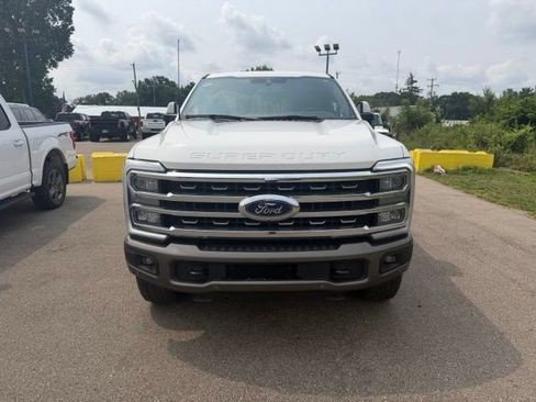 Used 2023 Ford F250 King Ranch AWD/4WD image 2