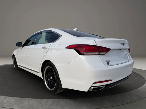 Used 2018 Genesis G80 3.8 image 3