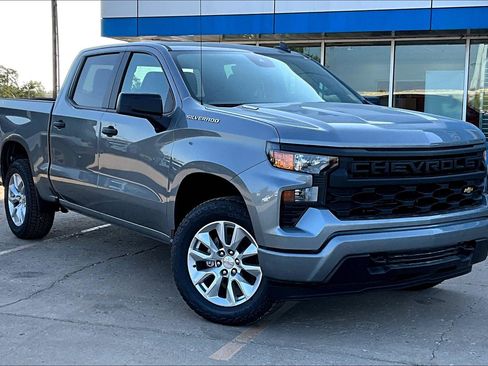 New 2025 Chevrolet Silverado 1500 Custom image 2