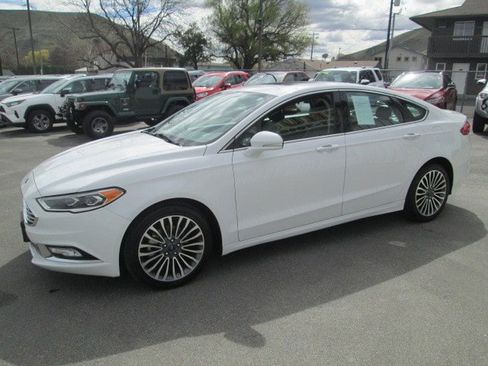 Used 2018 Ford Fusion Titanium AWD/4WD image 3