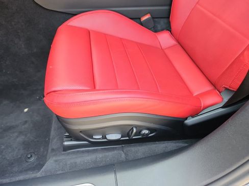 Certified 2024 Porsche Panamera 4 AWD/4WD image 24
