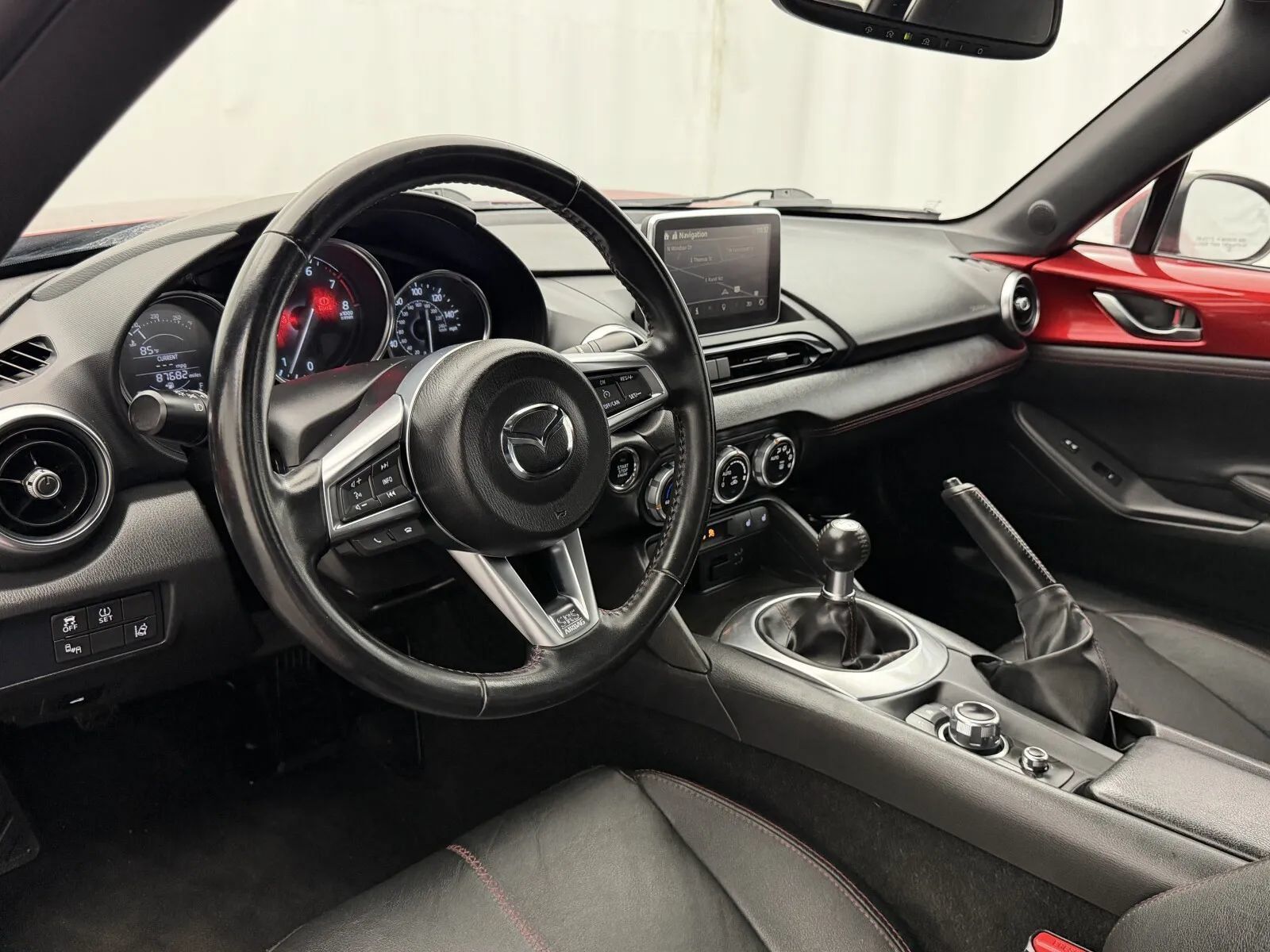 Used 2016 MAZDA MX-5 Miata Grand Touring RWD image 17