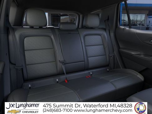 New 2026 Chevrolet Equinox LT AWD/4WD image 17