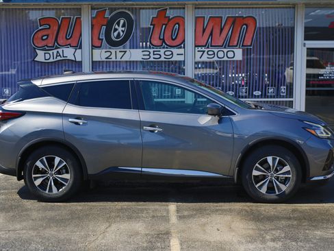 Used 2022 Nissan Murano S image 16
