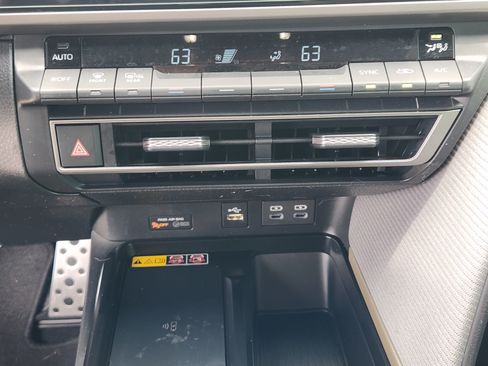 Used 2025 Toyota Camry SE w/ Multimedia Upgrade Package FWD image 20