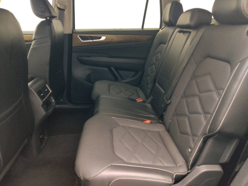 Used 2024 Volkswagen Atlas SE AWD/4WD image 18