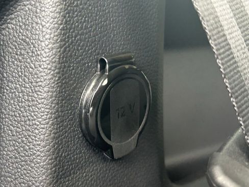 New 2026 Volkswagen Atlas SE image 39