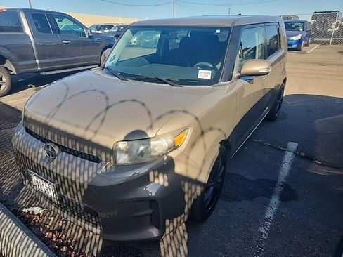 Used 2012 Scion xB Base image 3