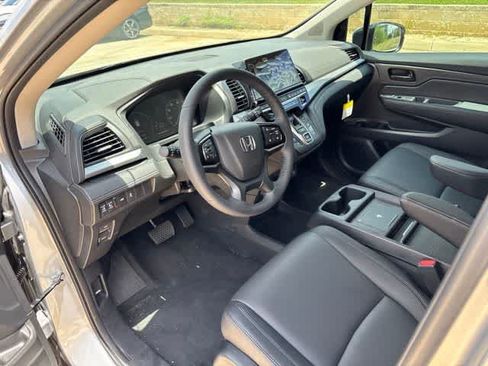 Used 2026 Honda Odyssey EX-L image 9