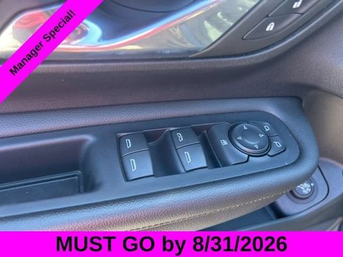 Used 2023 GMC Terrain Denali AWD/4WD image 13