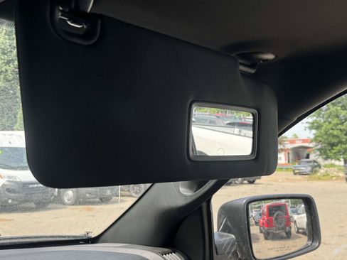 Used 2022 RAM 1500 Warlock AWD/4WD image 10
