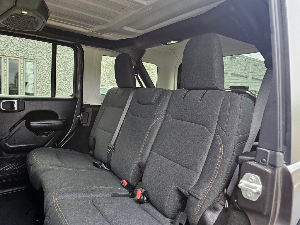 Used 2024 Jeep Wrangler Unlimited Sport AWD/4WD image 14