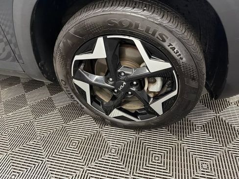 Certified 2025 Kia Seltos S AWD/4WD image 31