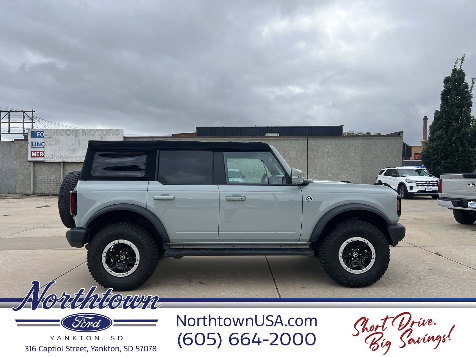 Used 2021 Ford Bronco Outer Banks w/ Sasquatch Package AWD/4WD image 4