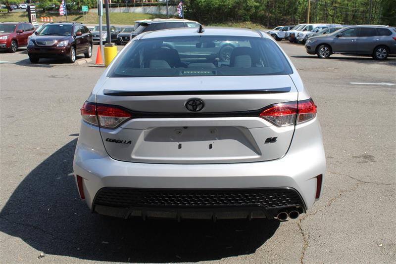 Used 2021 Toyota Corolla SE w/ Carpet Mat Package (TMS) FWD image 4