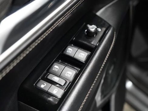 Used 2022 Jeep Wagoneer Series III w/ Premium Group I image 20