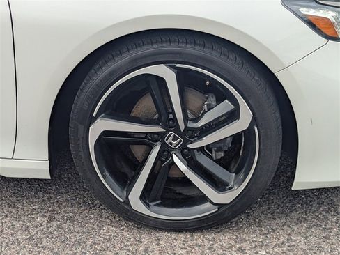 Used 2021 Honda Accord Sport image 9