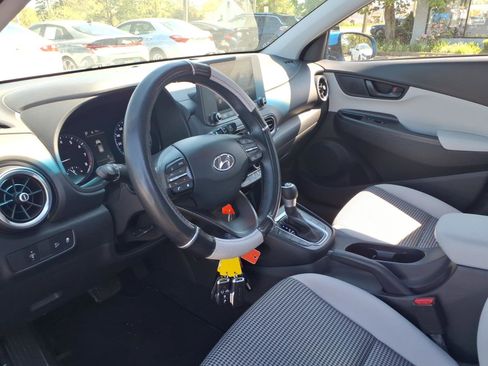Used 2022 Hyundai Kona SE AWD/4WD image 22