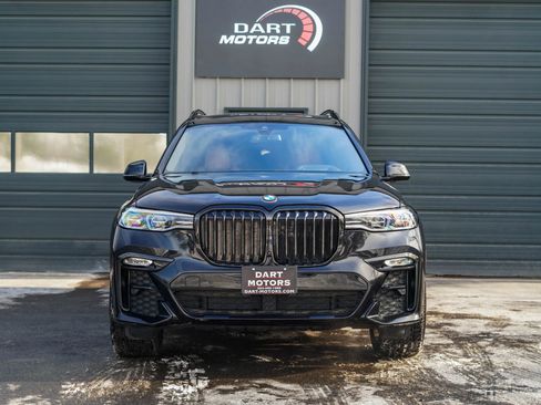 Used 2021 BMW X7 xDrive40i w/ M Sport Package image 2