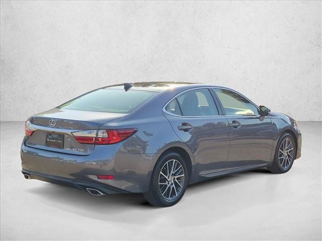 Used 2017 Lexus ES 350 w/ Navigation System Package FWD image 5