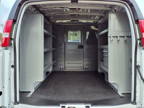 New 2024 Chevrolet Express 2500 w/ Driver Convenience Package image 13