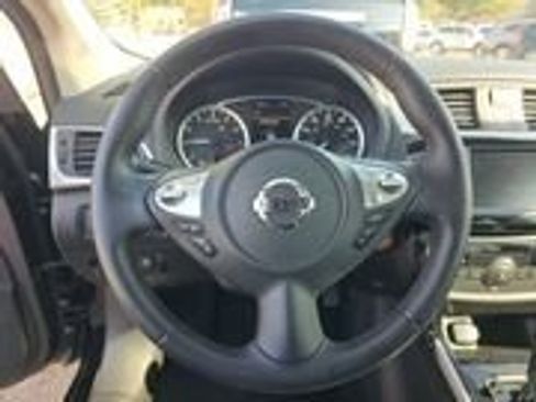 Used 2019 Nissan Sentra SL image 14