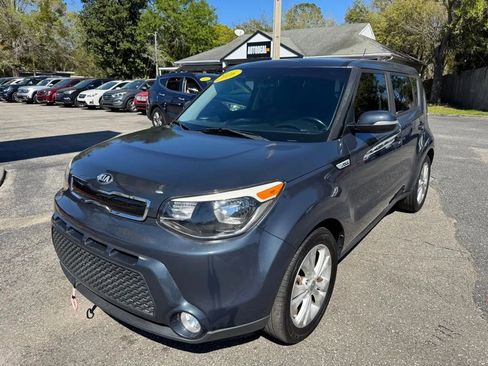 Used 2016 Kia Soul ! image 1