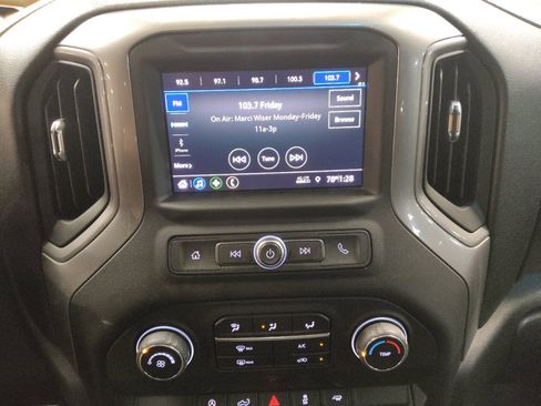 Used 2022 Chevrolet Silverado 1500 Custom RWD image 25