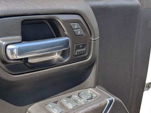 Used 2021 Chevrolet Silverado 1500 LTZ AWD/4WD image 13