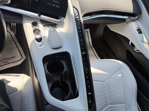 Used 2020 Chevrolet Corvette Stingray Preferred Cpe w/ 2LT Preferred Equipment Group RWD image 23