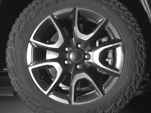 Used 2025 Jeep Compass Trailhawk image 13