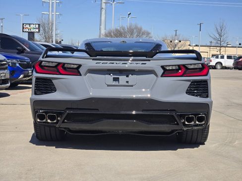 Used 2024 Chevrolet Corvette Stingray w/ Z51 Performance Package image 13