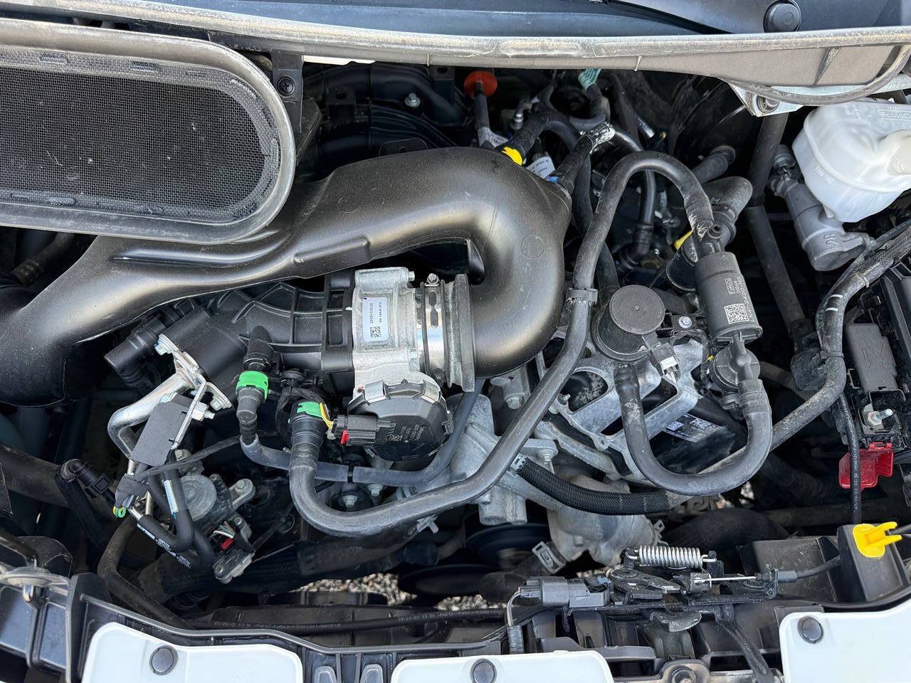 Used 2023 Ford Transit 250 Medium Roof AWD w/ Load Area Protection Package image 10